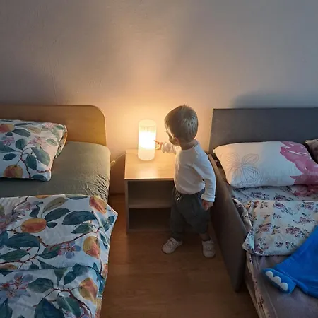 Levskig 10 Min From Airport And Centre Apartment
